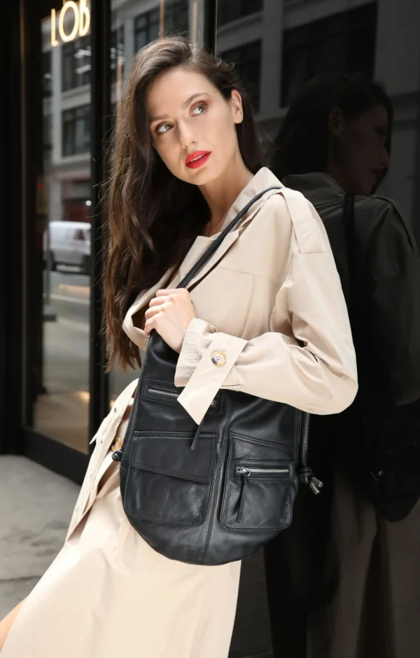 Walter Baker Easton Shoulder, Black>Women Handbags