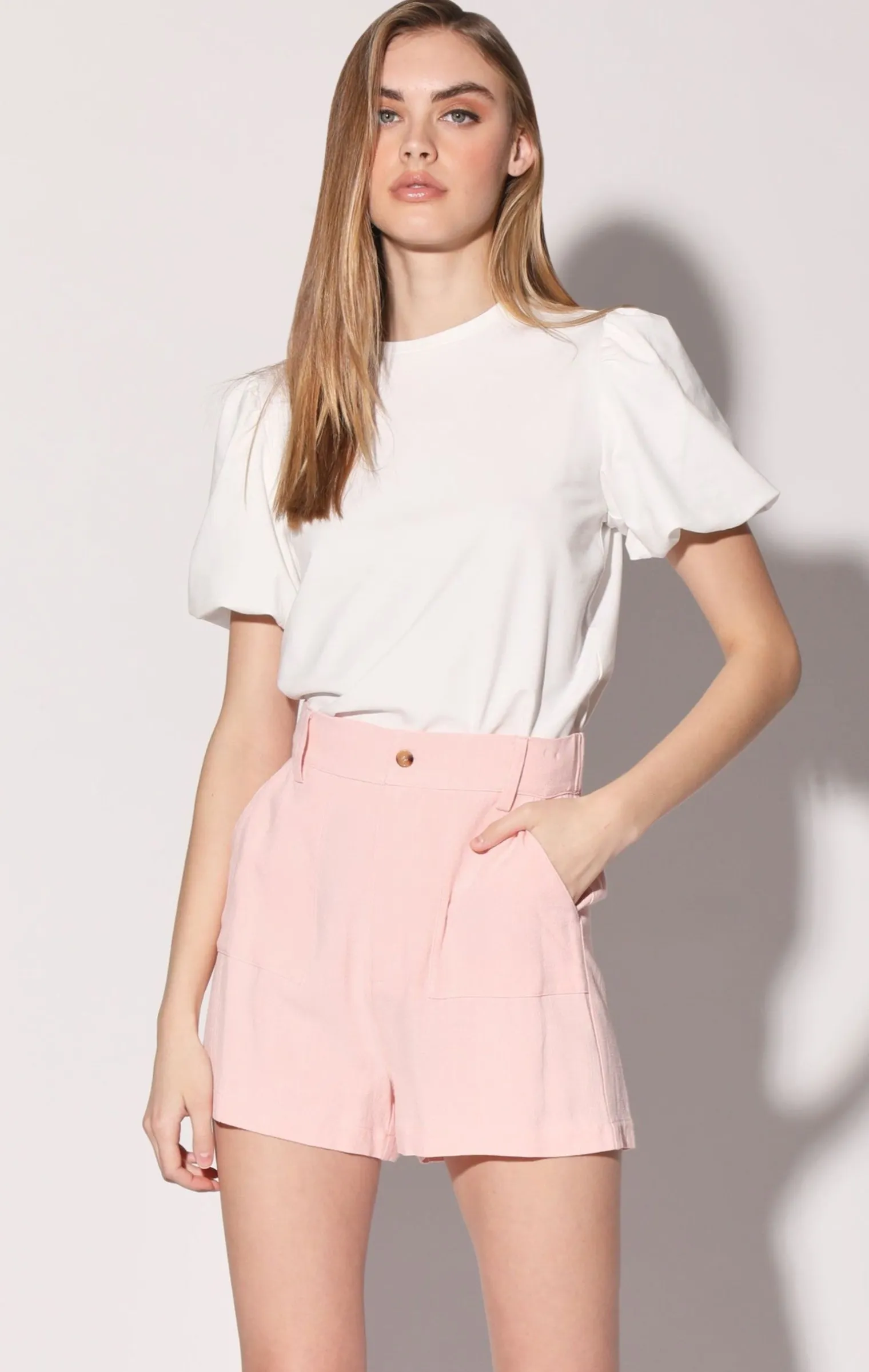 everly_short_grapefruit_0.webp Walter Baker Everly Short, Grapefruit>Women Bottoms